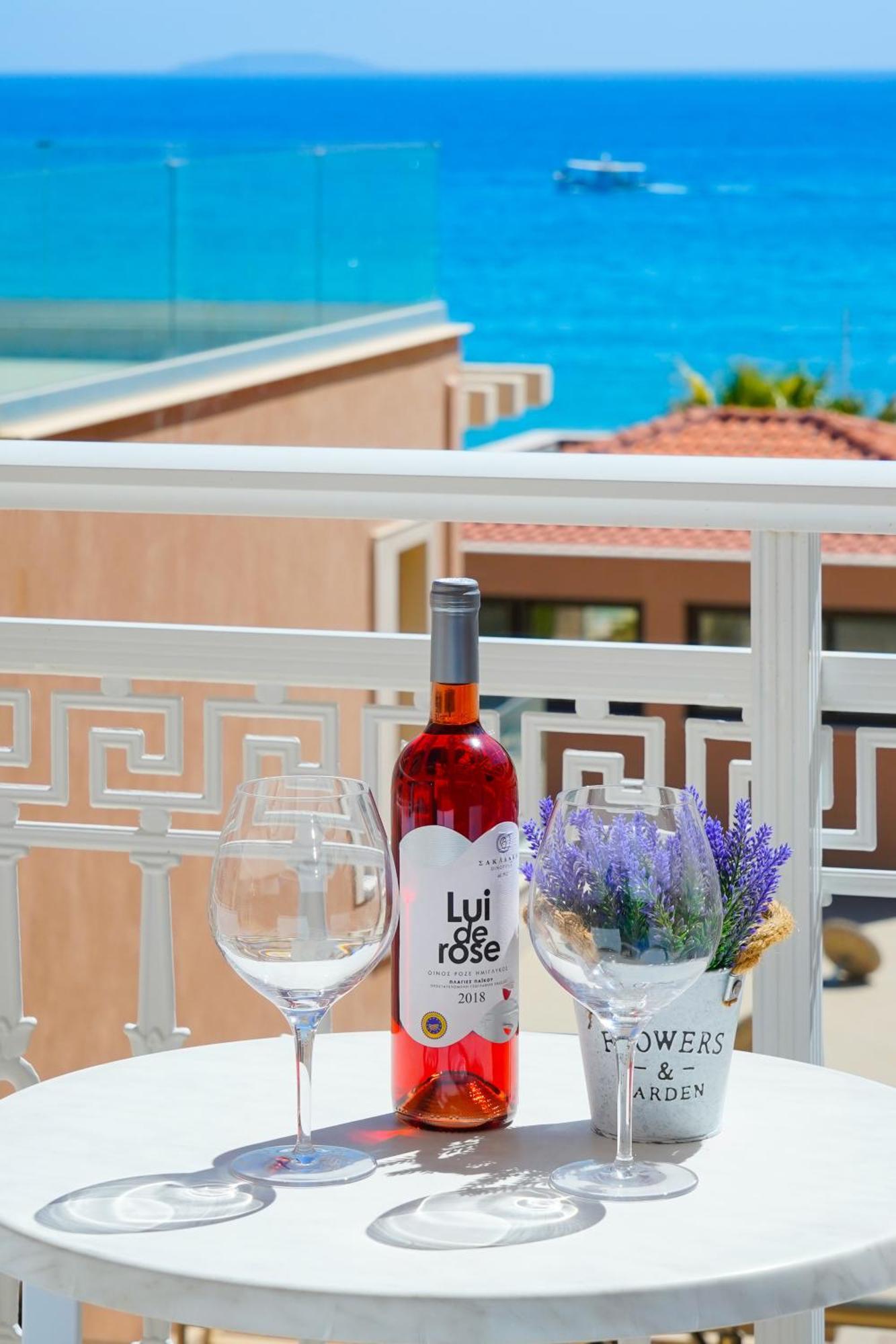 Blue View Hotel Limenaria  Buitenkant foto